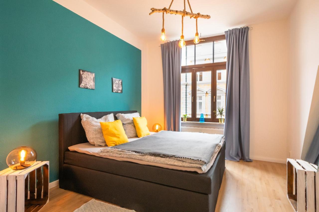 Zentral CITY Lage MODERN NETFLiX Küche WLAN, Hasselbachplatz, 4Schlafplätze Magdeburg Exterior foto